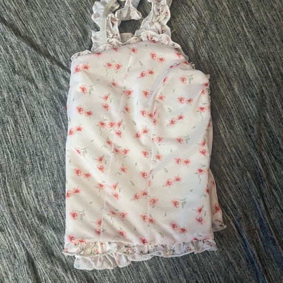 Altar’d State Floral Ruffle Strap crop Top - Picture 4 of 4